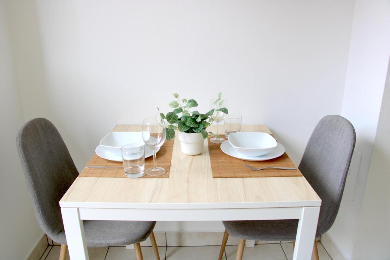 Cozy Apartment With Free Parking & Close To Lake Lugano Kültér fotó